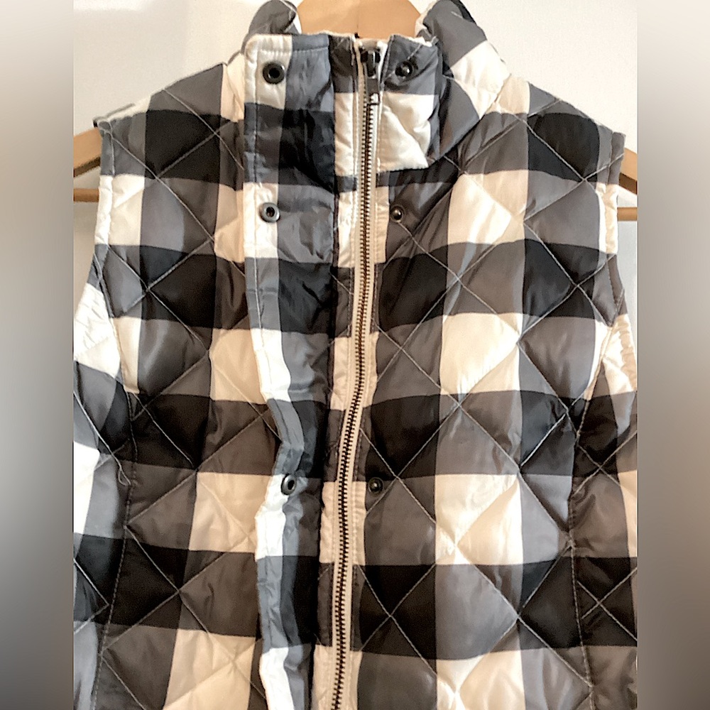 New Talbots Down Quilted Vest Black Grey White Large Buffalo Plaid Puffer XS - Picture 7 of 16
